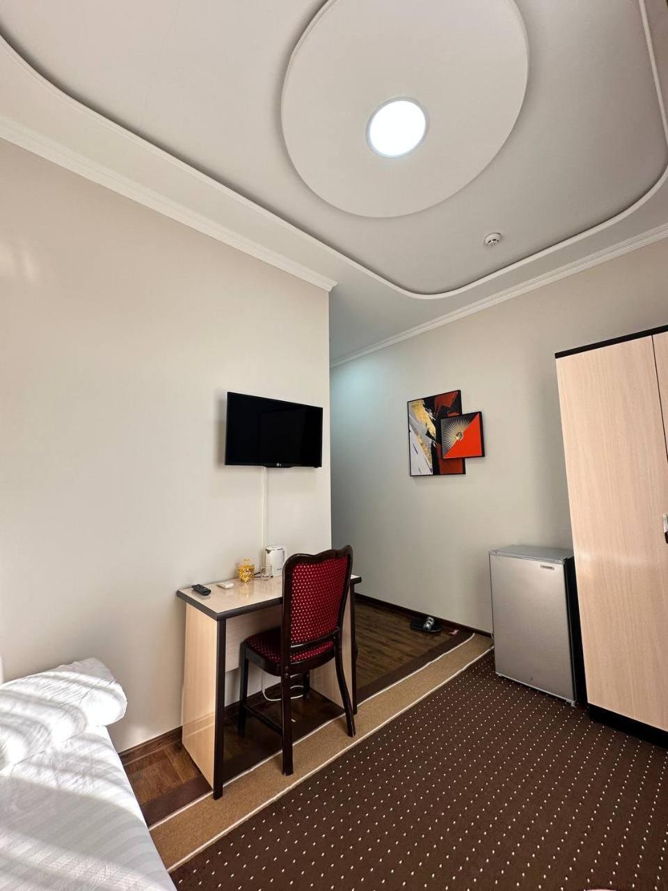 Hotel Aral Нукус Екстер'єр фото