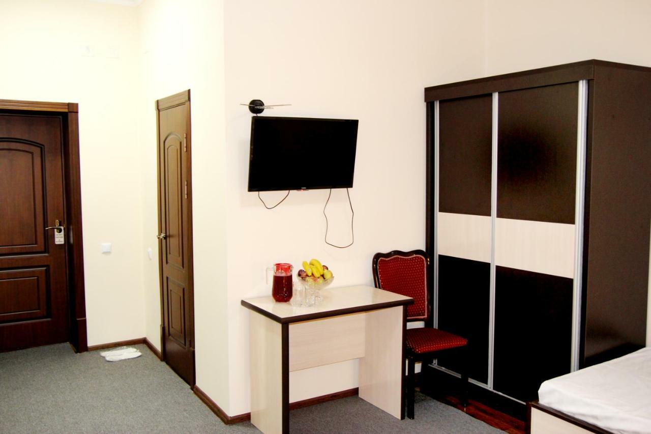 Hotel Aral Нукус Екстер'єр фото