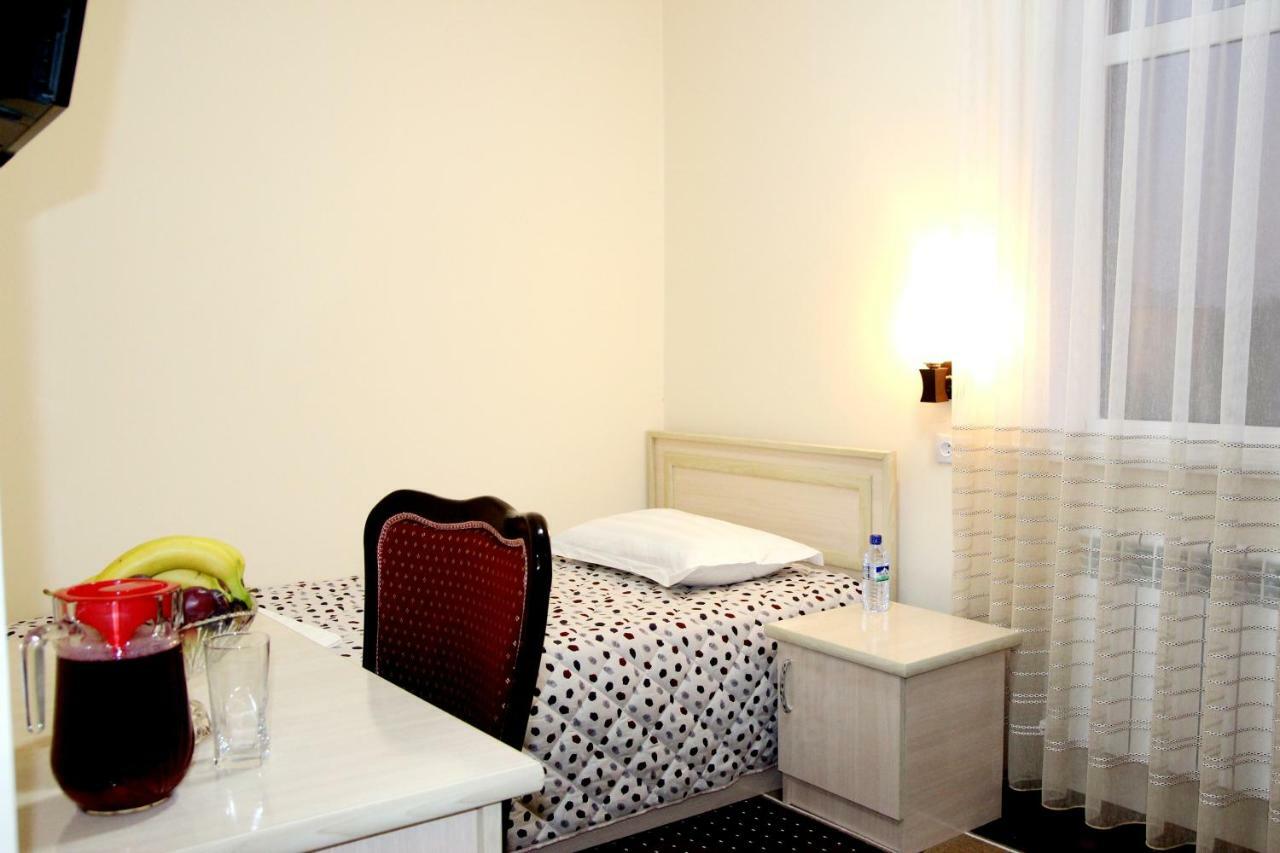 Hotel Aral Нукус Екстер'єр фото